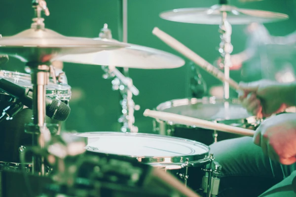Booking Artists : What to pay?